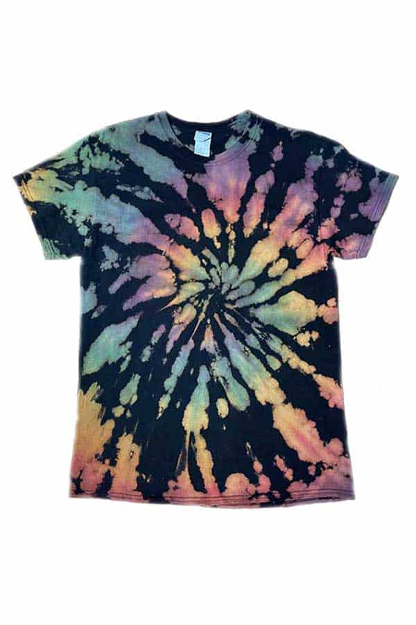How To Reverse Tie Dye: 3 Different Ways